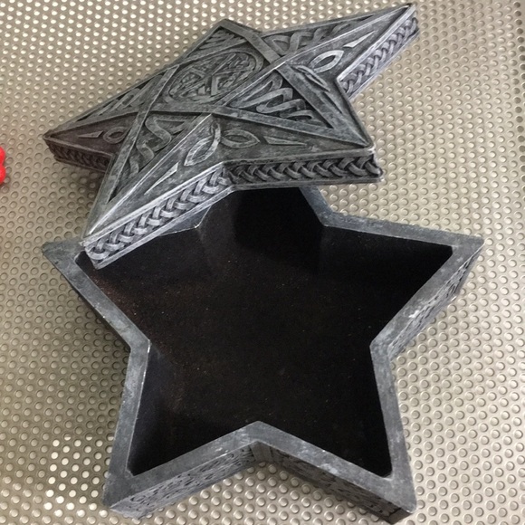 🖤CELTIC Star jewelry box by SUMMIT COLLECTION - Picture 4 of 17